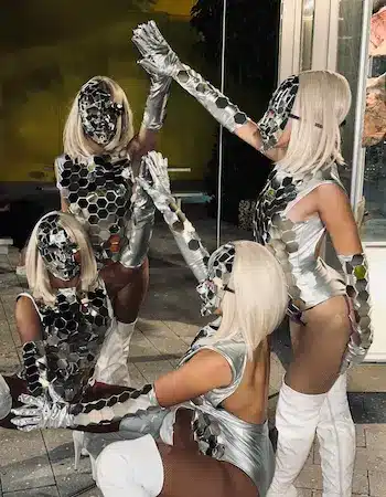 mirror-dancer-party 1