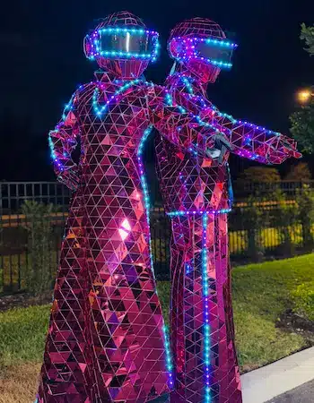 pink-mirror-robot-party-3