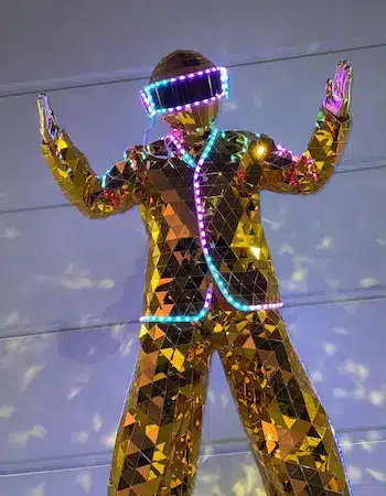 robot-gold-party 3